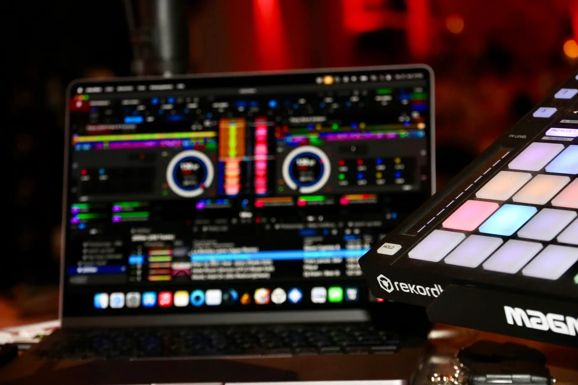 DJ Berny hat seine Musik immer vorbereitet