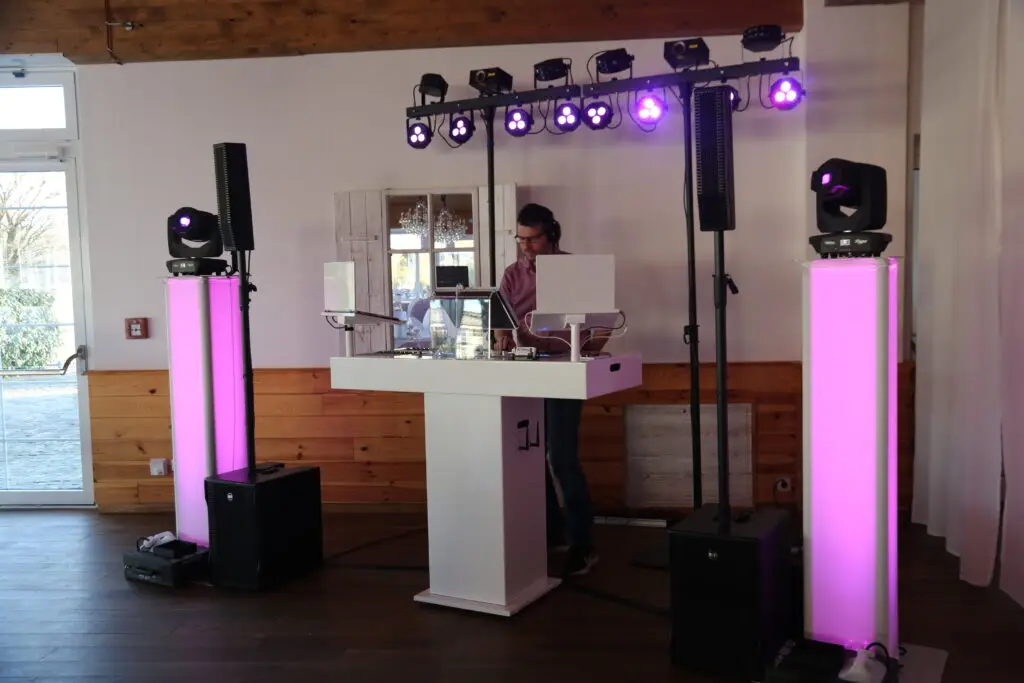 Hochzeits DJ Saarland mit dem Technik Paket Hochzeitstraum